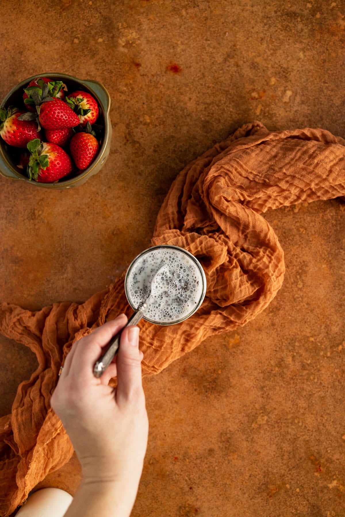 Step by step instructions for homemade coconut milk chia pudding.